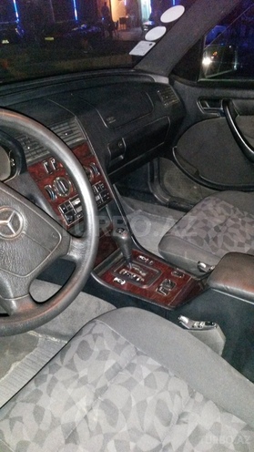 Mercedes C 220 1999, 282,000 km - 2.2 л - Bakı