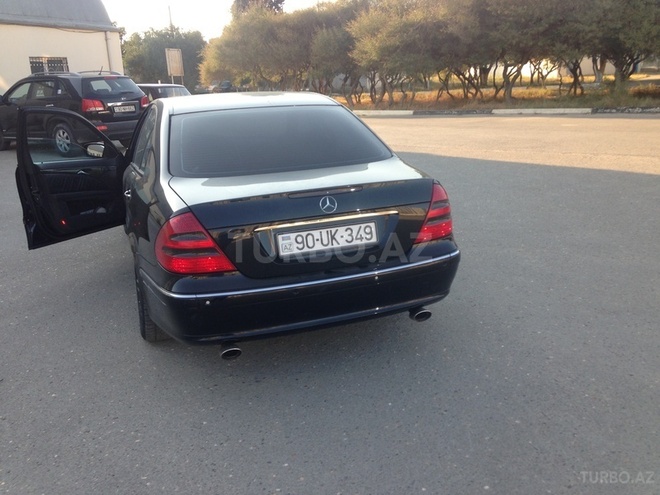 Mercedes E 240 2005, 130,000 km - 2.6 l - Bakı