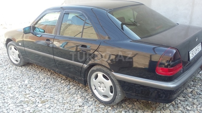 Mercedes C 180 1998, 302,000 km - 1.8 l - Bakı