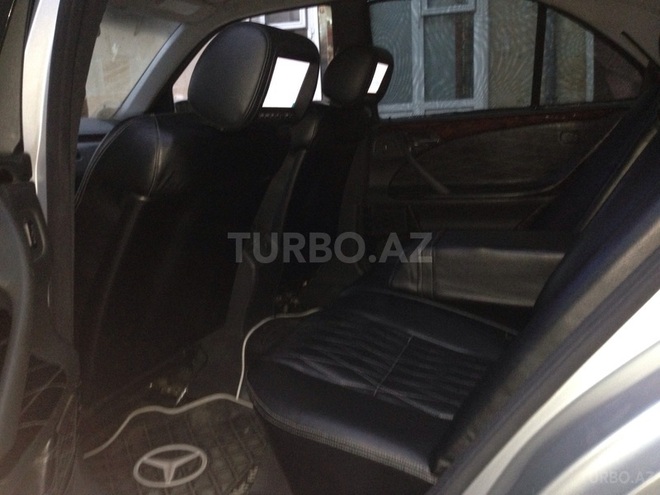 Mercedes E 220 2001, 175,000 km - 2.2 л - Bakı