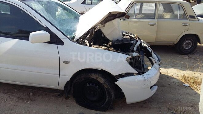 Mitsubishi Lancer 2006, 100,000 km - 1.3 l - Bakı