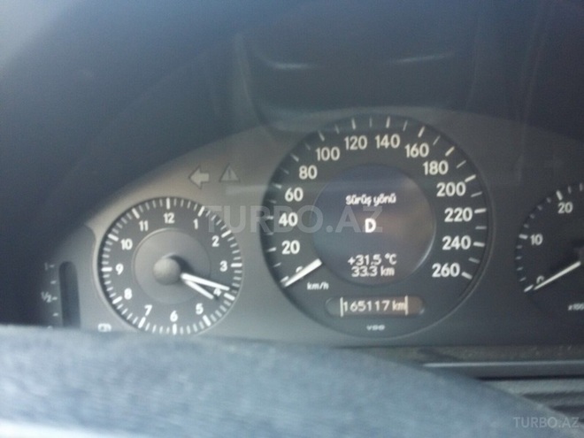 Mercedes E 220 2007, 165,000 km - 2.2 l - Bakı