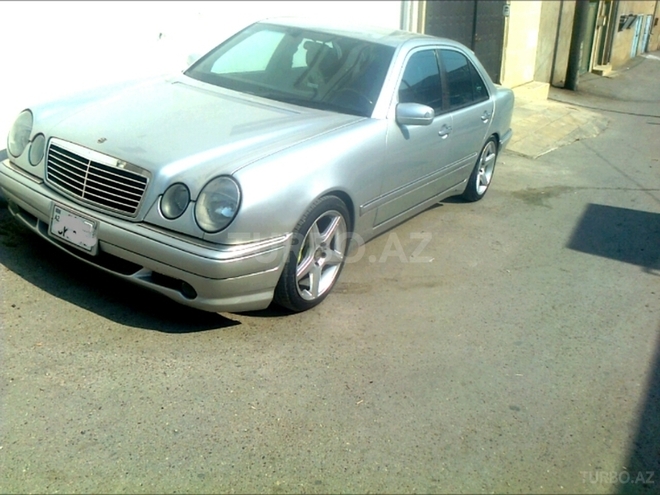 Mercedes E 320 1997, 230,000 km - 3.2 l - Bakı