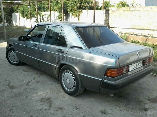 Mercedes 190 1990, 200,000 km - 2.0 l - Bakı