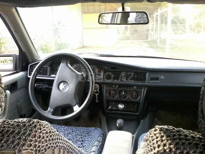 Mercedes 190 1990, 200,000 km - 2.0 l - Bakı
