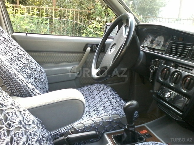 Mercedes 190 1990, 200,000 km - 2.0 l - Bakı