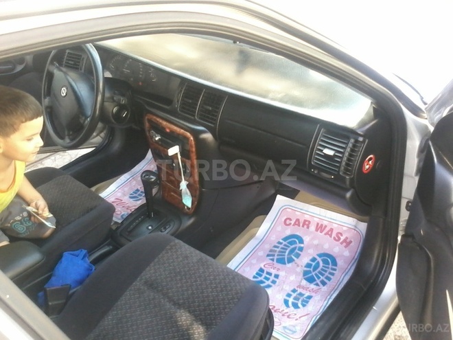Opel Vectra 1997, 233,000 km - 1.8 л - Bakı