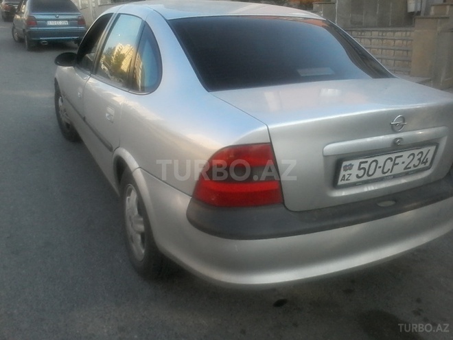 Opel Vectra 1997, 233,000 km - 1.8 л - Bakı