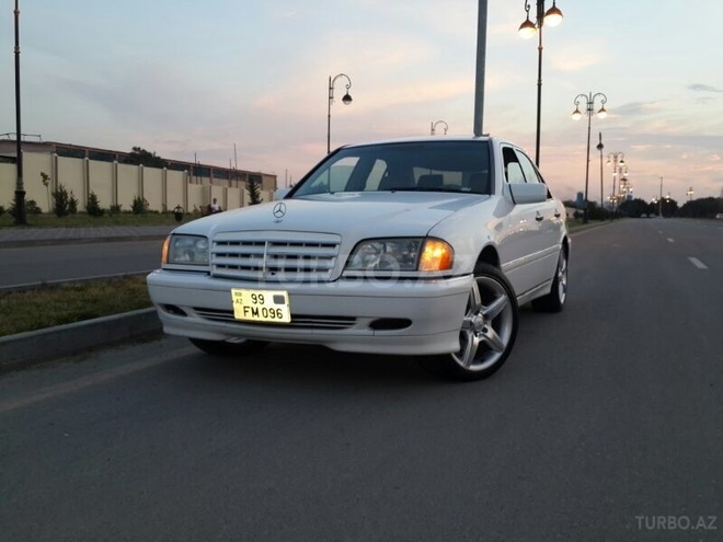 Mercedes C 230 2000, 192,000 km - 2.3 l - Bakı