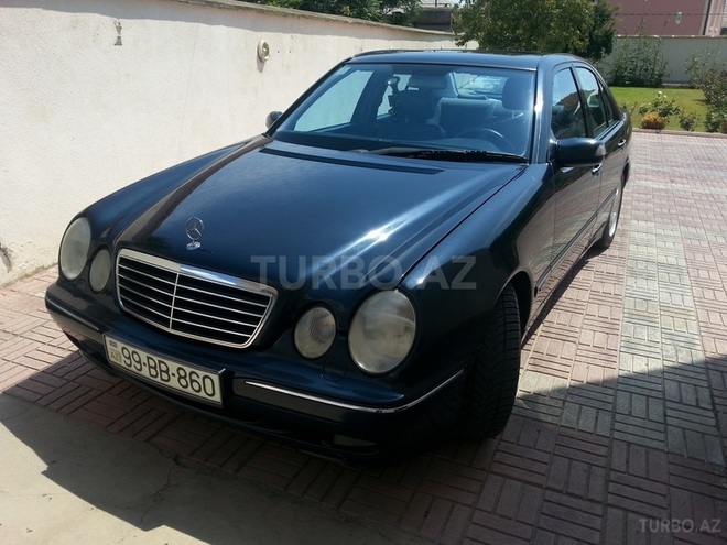 Mercedes E 240 2000, 189,000 km - 2.6 л - Bakı