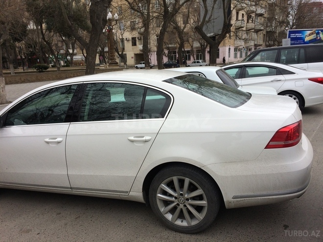 Volkswagen Passat 2014, 18,000 km - 1.8 l - Bakı