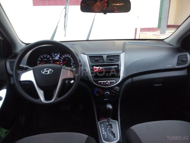 Hyundai Accent 2014, 25,000 km - 1.4 l - Bakı
