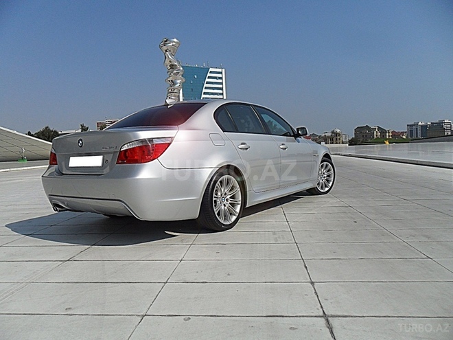 BMW 525 2005, 94,000 km - 2.5 л - Bakı