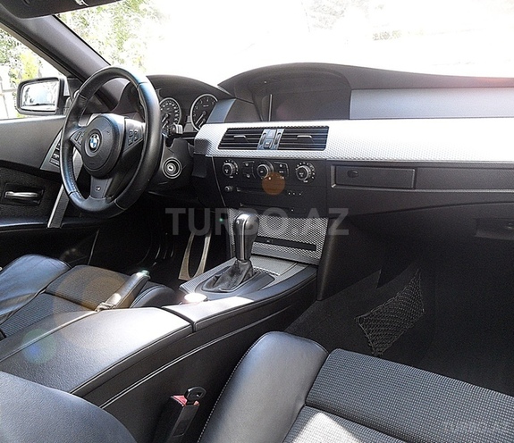 BMW 525 2005, 94,000 km - 2.5 л - Bakı