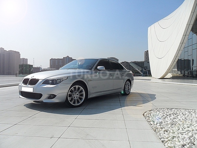 BMW 525 2005, 94,000 km - 2.5 л - Bakı