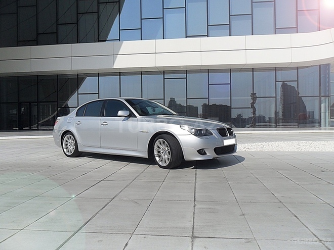 BMW 525 2005, 94,000 km - 2.5 л - Bakı