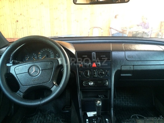 Mercedes C 200 1998, 203,500 km - 2.0 l - Bakı
