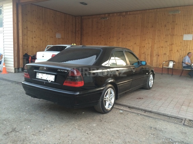 Mercedes C 200 1998, 203,500 km - 2.0 l - Bakı