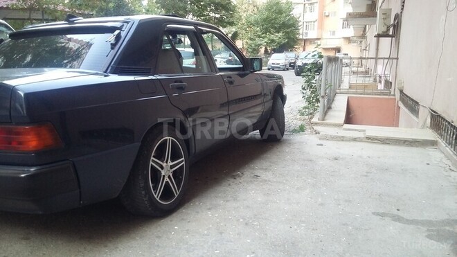 Mercedes 190 1988, 289,461 km - 2.0 l - Bakı