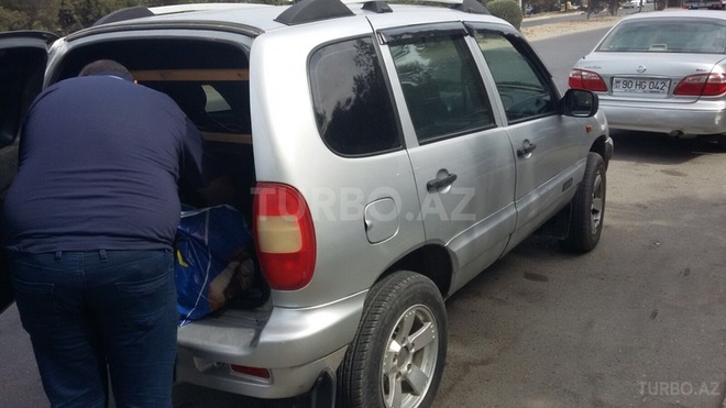 Chevrolet Niva 2009, 127,500 km - 1.7 l - Bakı