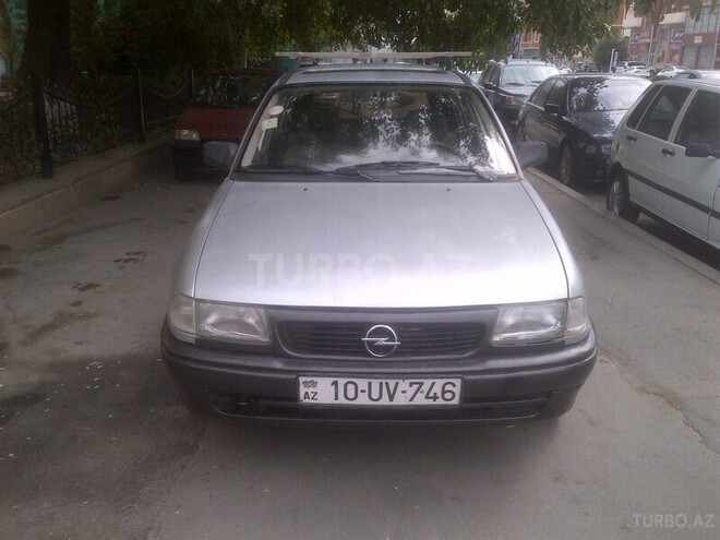 Opel Astra 1994, 170,000 km - 1.7 l - Bakı