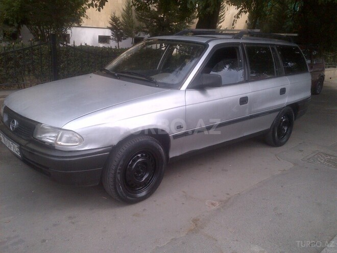 Opel Astra 1994, 170,000 km - 1.7 l - Bakı