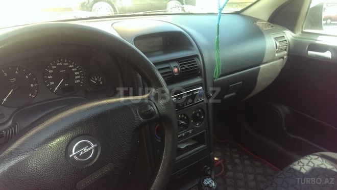 Opel Astra 2000, 160,000 km - 1.8 l - Bakı