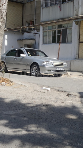 Mercedes C 220 1998, 209,560 km - 2.2 l - Bakı