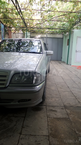 Mercedes C 220 1998, 209,560 km - 2.2 l - Bakı