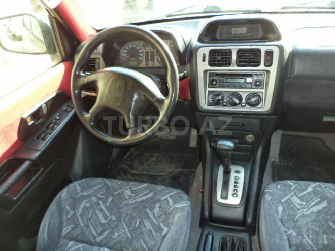 Mitsubishi Pajero io 1998, 192,000 km - 1.8 л - Bakı