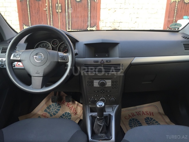 Opel Astra 2006, 165,000 km - 1.4 l - Bakı