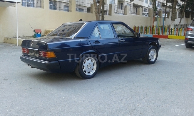 Mercedes 190 1992, 250,000 km - 2.3 l - Bakı