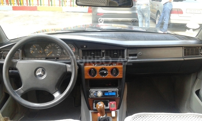 Mercedes 190 1992, 250,000 km - 2.3 l - Bakı