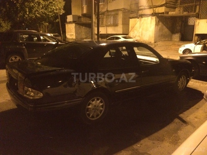 Mercedes E 230 1996, 291,000 km - 2.3 l - Bakı