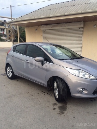 Ford Fiesta 2010, 100,000 km - 1.4 l - Bakı