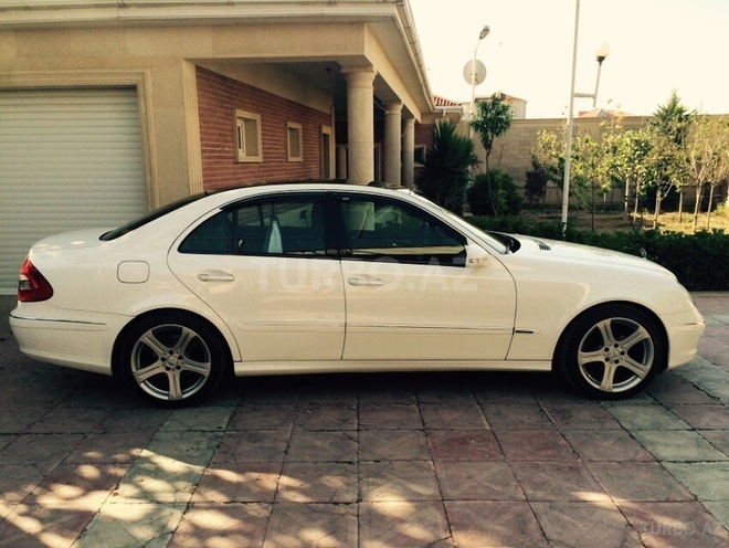 Mercedes E 220 2008, 183,000 km - 2.2 l - Bakı