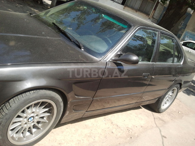 BMW 525 1992, 234,000 km - 2.5 l - Bakı