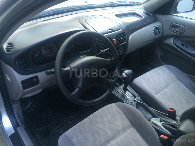 Nissan Sunny 2003, 134,500 km - 1.6 l - Bakı