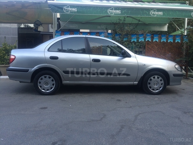 Nissan Sunny 2003, 134,500 km - 1.6 l - Bakı