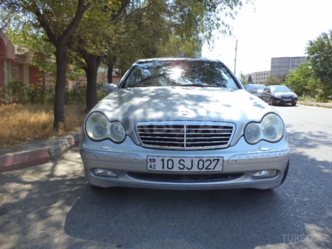 Mercedes C 240 2000, 240,000 km - 2.6 l - Bakı