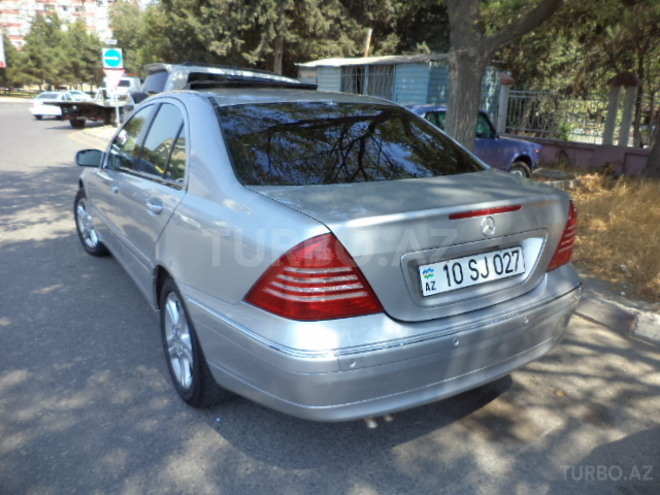Mercedes C 240 2000, 240,000 km - 2.6 l - Bakı