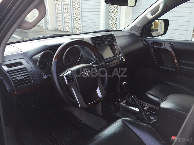 Toyota Prado 2010, 137,500 km - 2.7 l - Bakı
