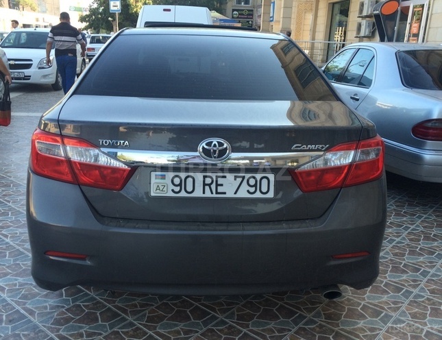 Toyota Camry 2012, 820,000 km - 2.5 l - Bakı