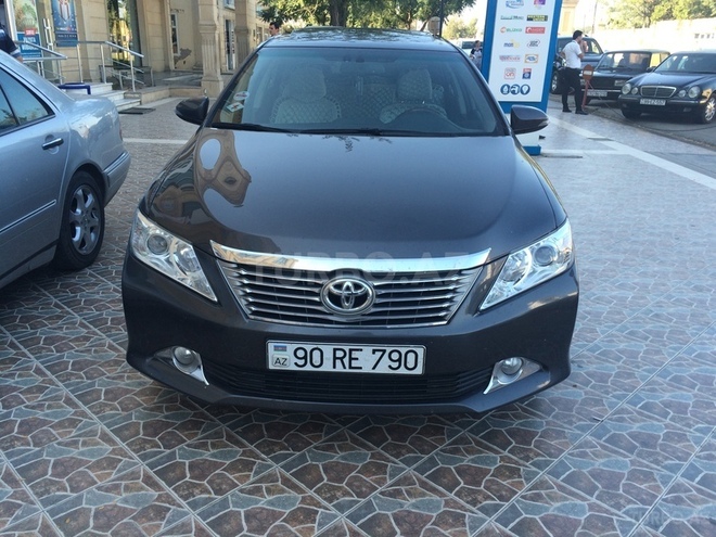 Toyota Camry 2012, 820,000 km - 2.5 l - Bakı