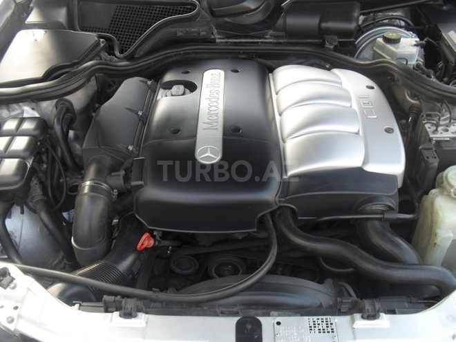 Mercedes E 220 2000, 265,000 km - 2.2 l - Bakı