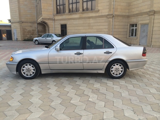 Mercedes C 230 1998, 178,900 km - 2.3 л - Bakı