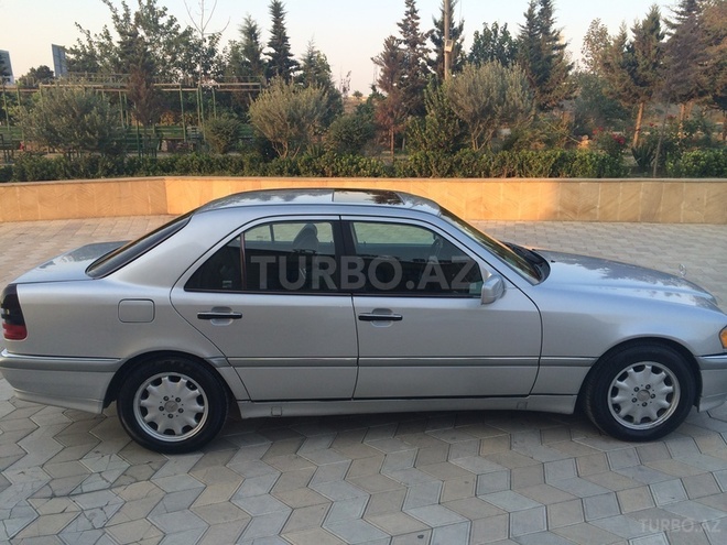 Mercedes C 230 1998, 178,900 km - 2.3 л - Bakı