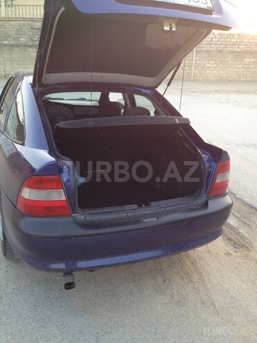 Opel Vectra 1997, 273,000 km - 1.6 l - Bakı