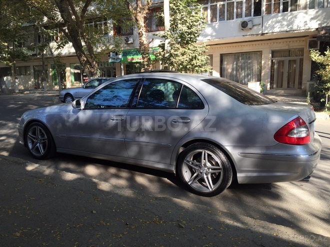 Mercedes E 350 2009, 140,000 km - 3.5 l - Bakı