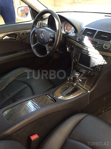 Mercedes E 350 2009, 140,000 km - 3.5 l - Bakı